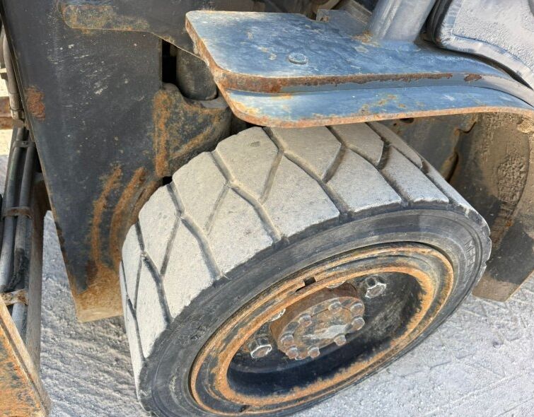 TOYOTA  02-8FDF30